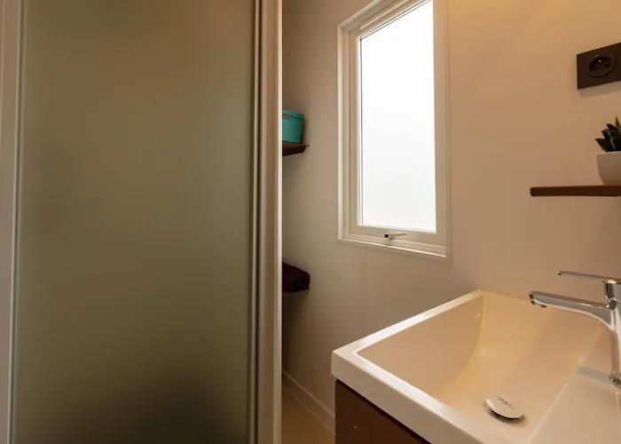 Casa vacanze Le Palmier, Mobil-home Sans Vis-à-vis Idéalement Situé Entre Et Vignes *