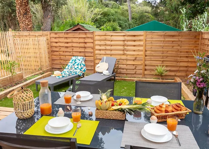 Le Palmier, Mobil-home Sans Vis-a-vis Idealement Situe Entre Et Vignes * Hyeres